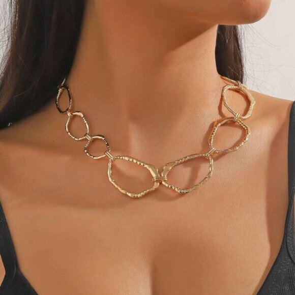 Chunky Irregular Link Necklace – Gold Statement Piece - Picture 1 of 2